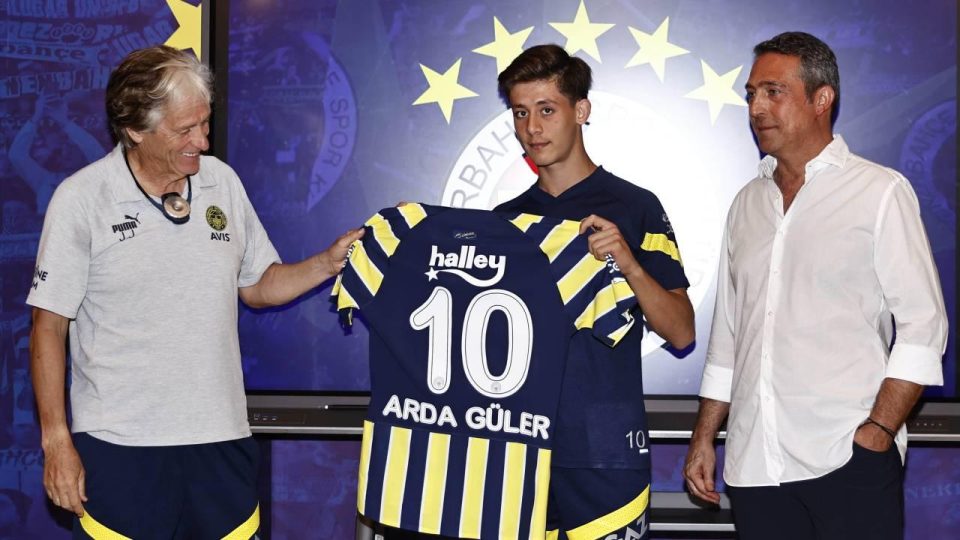 Fenerbahçe’de ’10 numara’ Arda Güler’e emanet